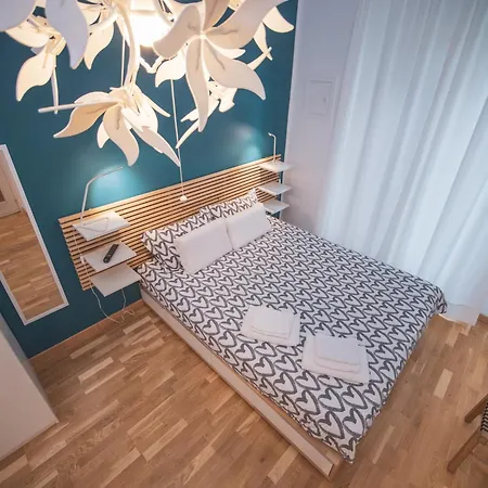 Itiseasy Palermo 1 E 2 Private Apartments-2